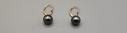 Pair of yellow gold (750) dormeuses each...