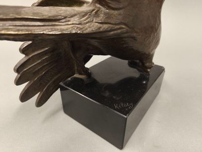 Alexandre KELETY (1900-1940). Parrot on black...