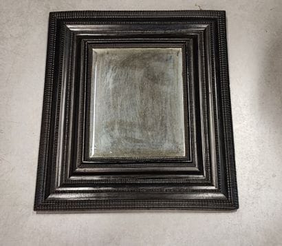Rectangular Dutch frame with inverted profile...