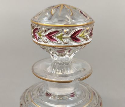SAINT LOUIS. Suite of four molded crystal...
