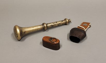 Set comprising an antique 17th-century copper...