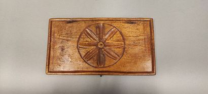Lot: a wooden applique cutlery case - 37...