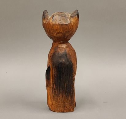 Chat stylisé en bois sculpté et peint - H.33...
