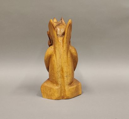 Gargouille (dans le goût) en bois sculpté...