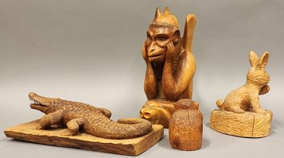 Gargouille (dans le goût) en bois sculpté...