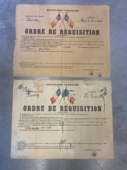 Lot de 7 affiches comprenant : - Instruction...