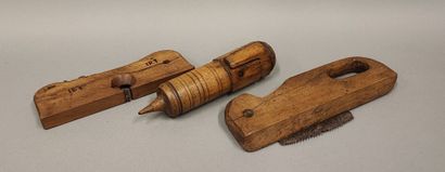 Lot: a planer, a planer-mounted saw and a...
