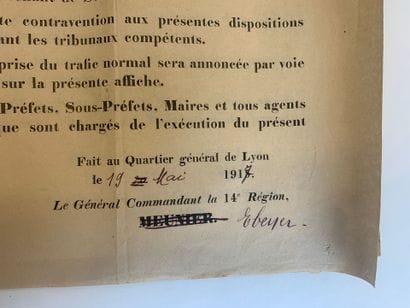 Lot de 13 affiches comprenant : - Ordre de...