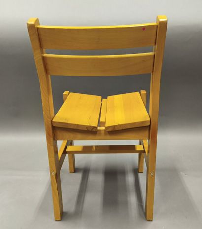REGAIN Collection. Suite de six chaises en...