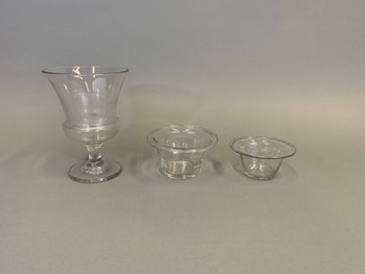 Suite of 19th century glassware including...