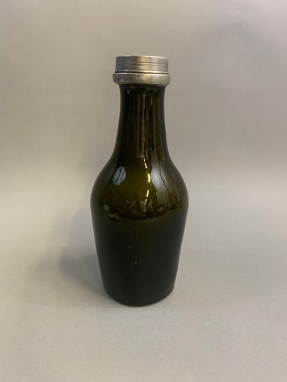 Large olive glass tobacco bottle, double...
