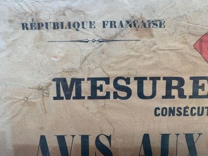 Lot d'affiches comprenant : - Le Petit Parisien...