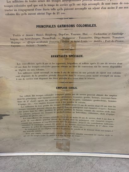 Lot d'affiches et documents comprenant :...