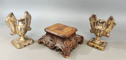 Lot : - socle en bois sculpté 18ème siècle...