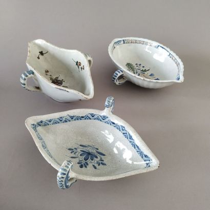 NEVERS, 18th and 19th centuries
Three earthenware...