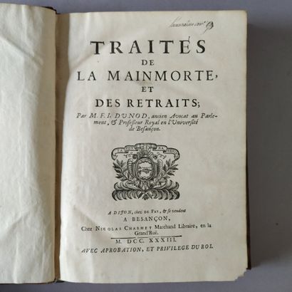 DUNOD DE CHARNAGE (F.-I.). Traité de la mainmorte,...