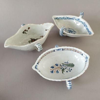 NEVERS, 18th and 19th centuries
Three earthenware...