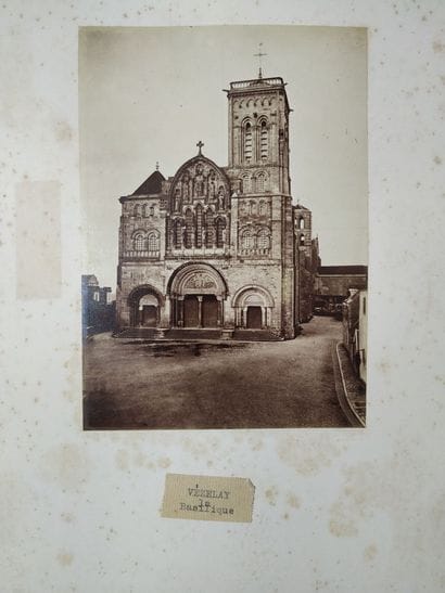[Photography. Burgundy. Normandy]. Album...