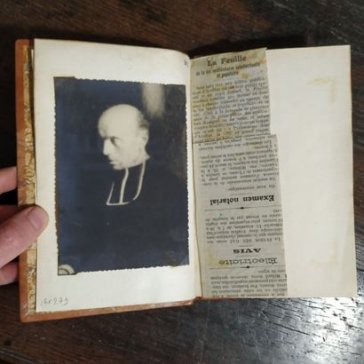PARAT (Alexandre). La feuille de la vie avallonnaise....