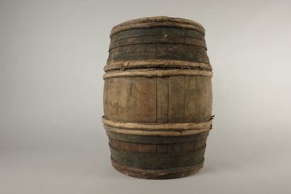 Set of three potato baskets called 