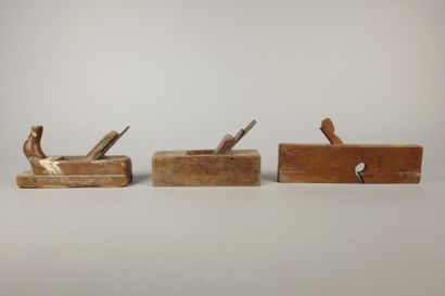 Set of planers and varlopes, two blades marked...