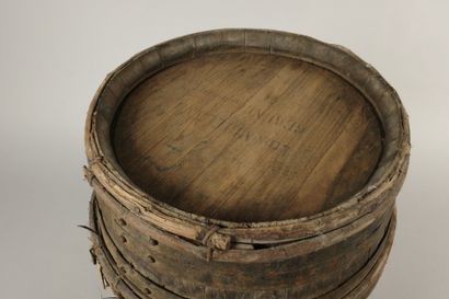 Set of three potato baskets called 