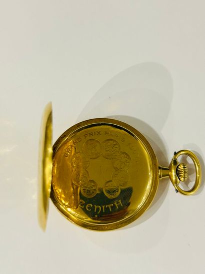 ZENITH
Pocket watch in 18K (750/000) yellow...
