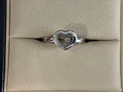 Chopard Happy Diamond 
Ring in 18k white...