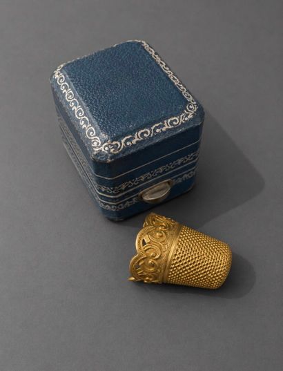 18K (750/000) yellow gold thimble, openwork...