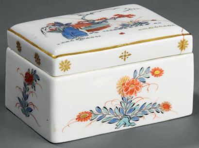 MEISSEN
Boîte rectangulaire couverte à décor...