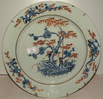 Plat en porcelaine Imari chinois décoré en...