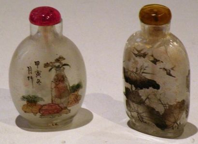 Deux tabatières en cristal et verre peint...