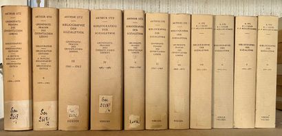 UTZ (Arthur). Fundamental Issues of Public...
