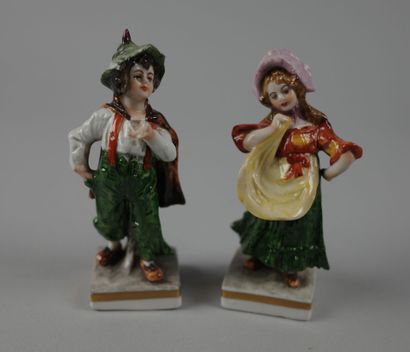 Lot de bibelots divers dont : danseuse en...