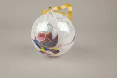 Lot de bibelots en porcelaine comprenant...