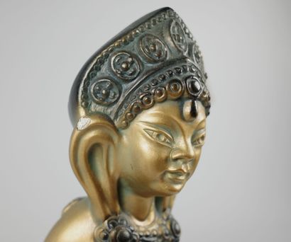 Statue de Bouddha assis Shakyamuni en laiton...