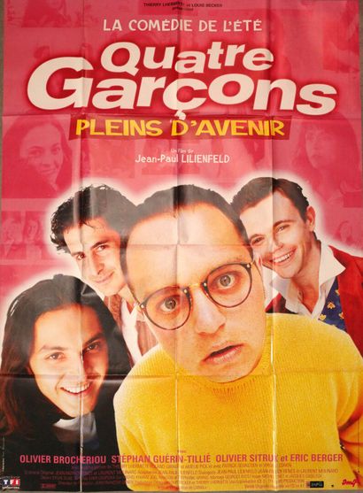 Lot de 4 affiches comprenant : 
Gazon maudit....