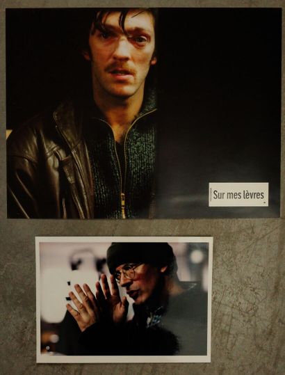 Lot de 9 affiches et 14 photogrammes comprenant...