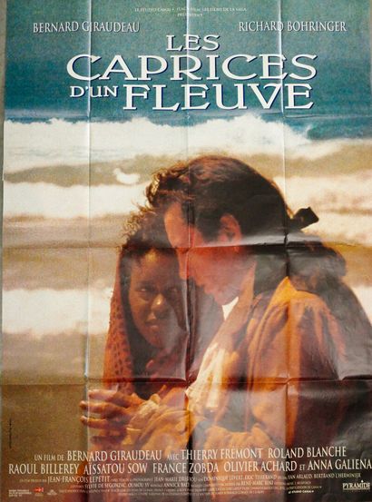 Lot de 3 affiches comprenant : 
Le château...