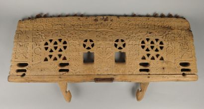 PORTUGAL. Ox yoke headpiece made of light-colored...
