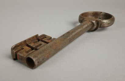 GERMANY. Key with a round-sectioned hollow...
