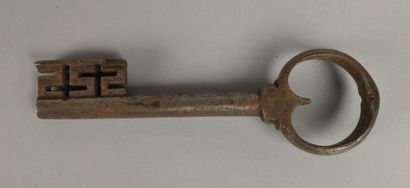 GERMANY. Key with a round-sectioned hollow...
