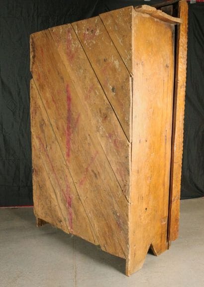 AFGHANISTAN. Exceptional cabinet made of...