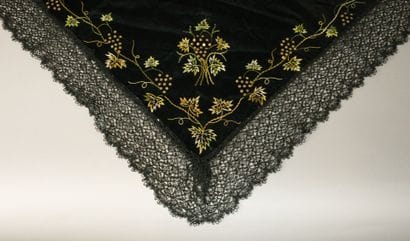 SAVOIE. Triangular shawl made of black silk...