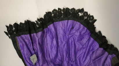 Bodice from around 1880. Made of black silk...