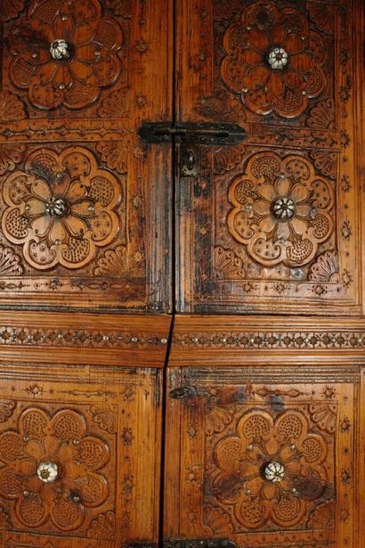 AFGHANISTAN. Exceptional cabinet made of...