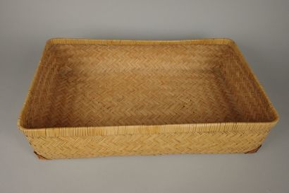 Set of three wicker and leather suitcases.
Dimensions...