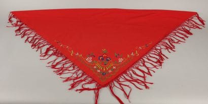 Red wool scarf with embroidered floral design
100...