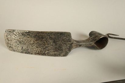 [FER FORGE] Set of antique tools and items,...