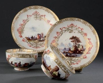 MEISSEN
Paire de bols à thé et leur soucoupe...